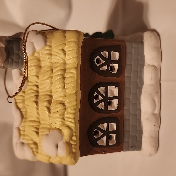 Festive Ornament Trio - Bear, House, and Snowman - Picture 5 of 9